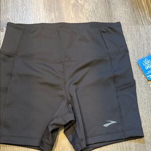 Brooks Women's Black Method 5” Short Tight